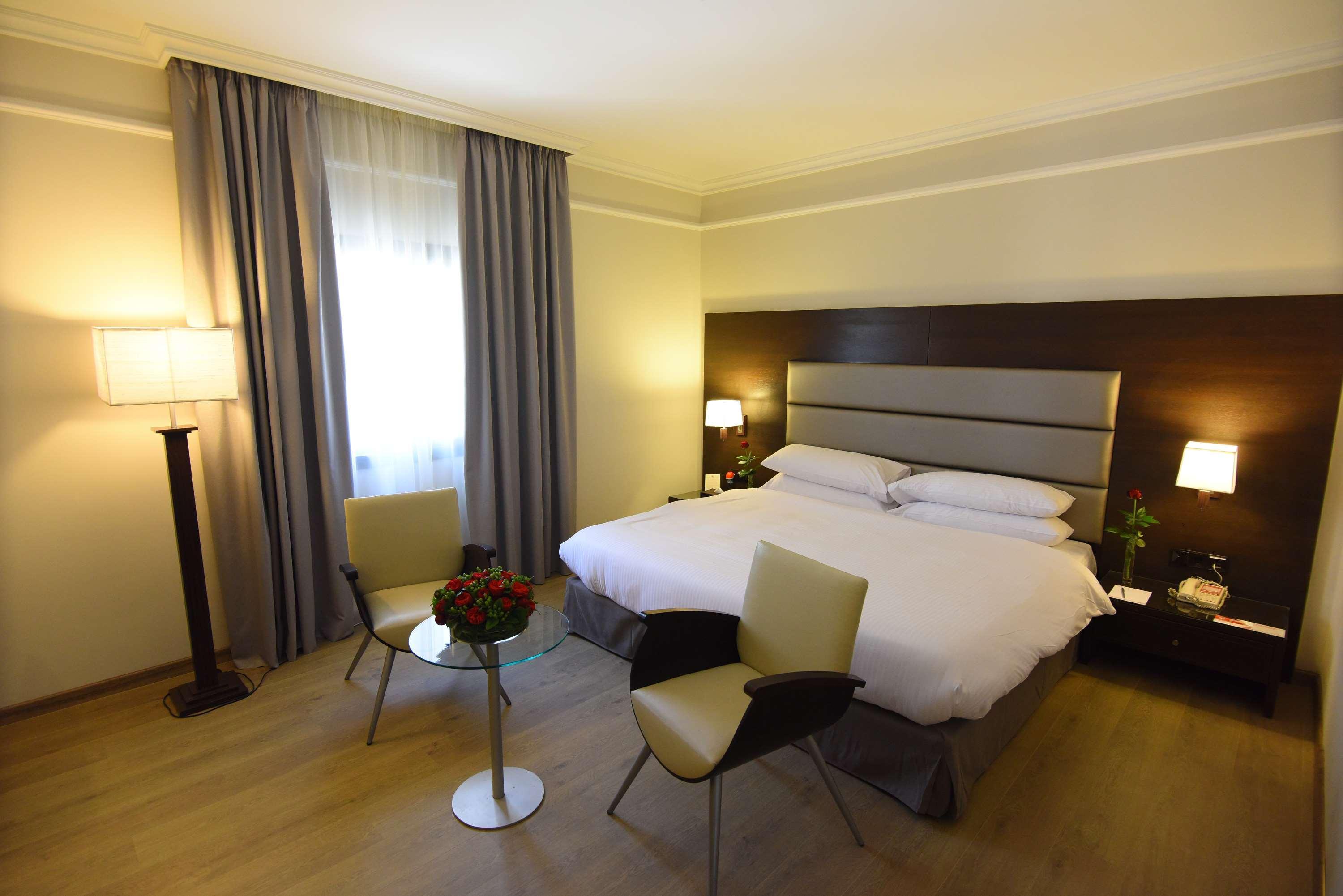 รามาดา บาย วินด์แฮม ดาวน์ทาวน์ เบรุต Hotel ภายนอก รูปภาพ