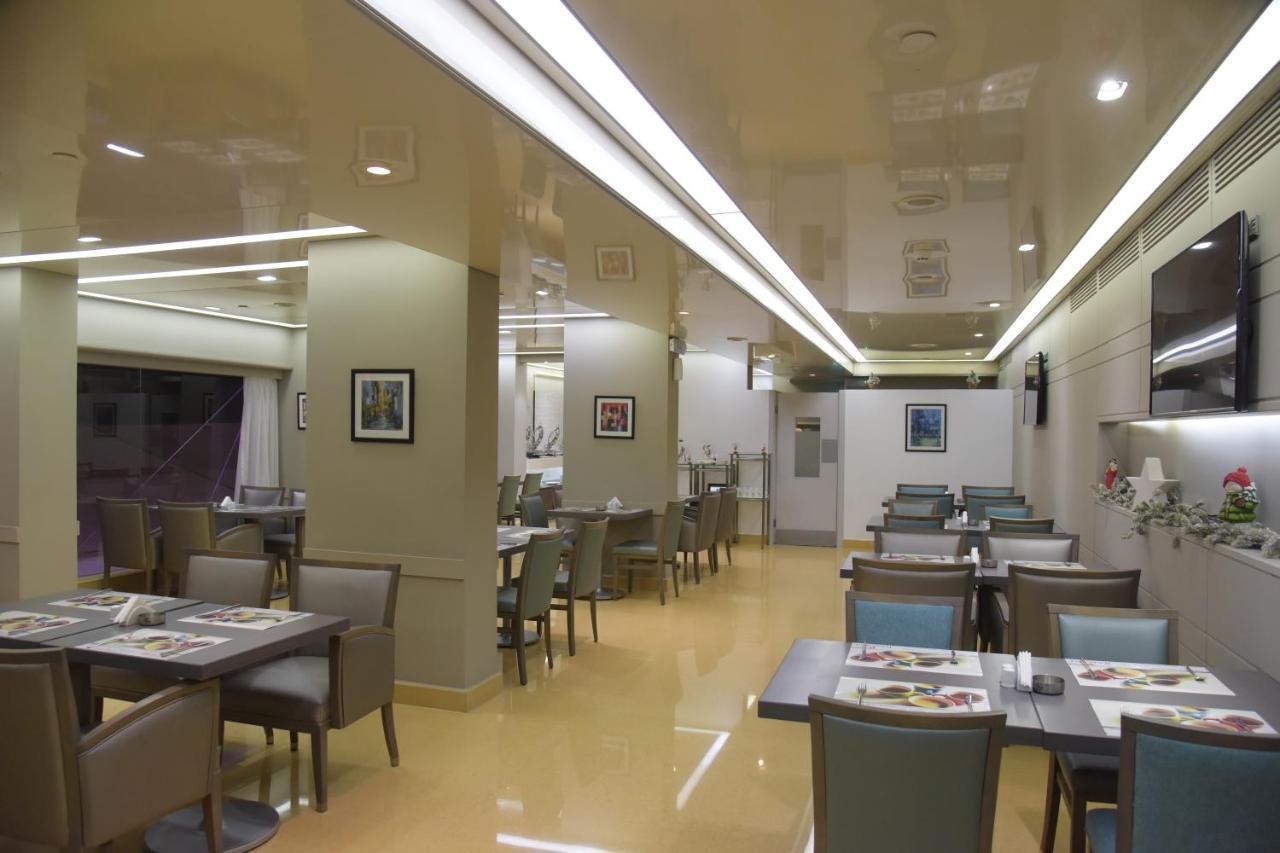 รามาดา บาย วินด์แฮม ดาวน์ทาวน์ เบรุต Hotel ภายนอก รูปภาพ