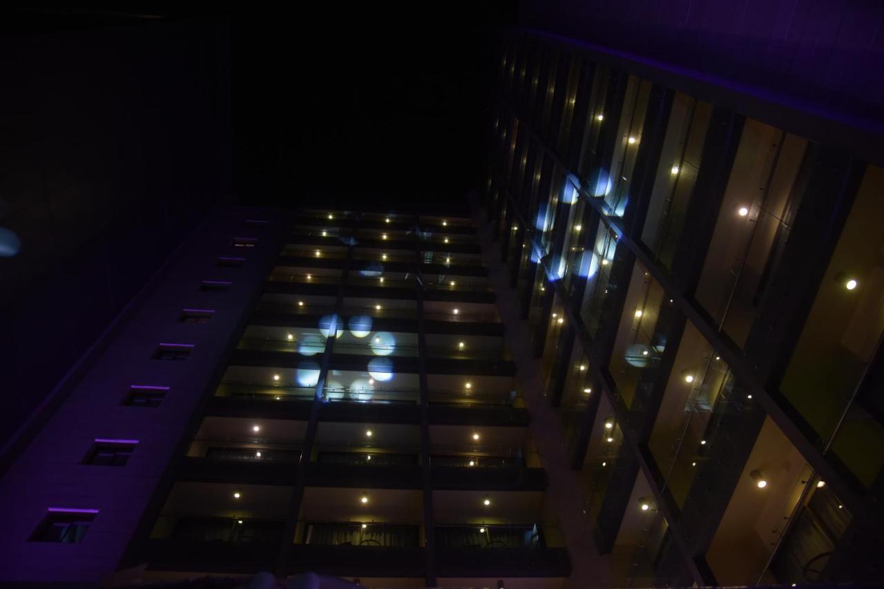 รามาดา บาย วินด์แฮม ดาวน์ทาวน์ เบรุต Hotel ภายนอก รูปภาพ