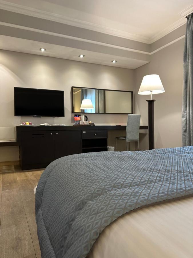 รามาดา บาย วินด์แฮม ดาวน์ทาวน์ เบรุต Hotel ภายนอก รูปภาพ