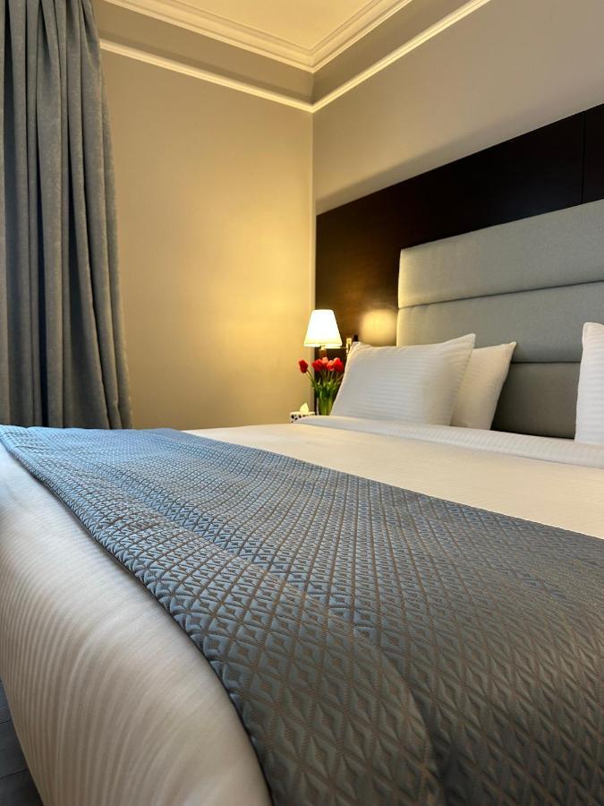 รามาดา บาย วินด์แฮม ดาวน์ทาวน์ เบรุต Hotel ภายนอก รูปภาพ