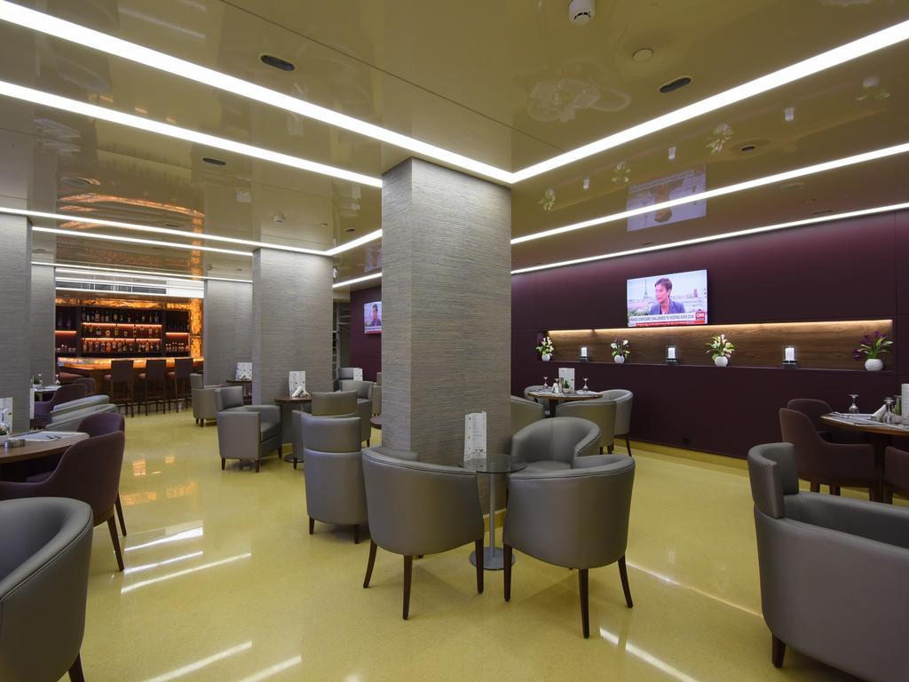 รามาดา บาย วินด์แฮม ดาวน์ทาวน์ เบรุต Hotel ภายนอก รูปภาพ